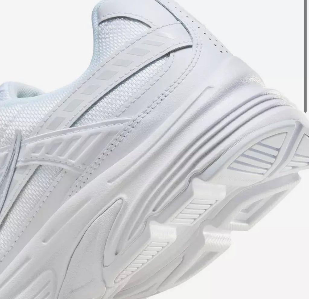 Nike initiator
